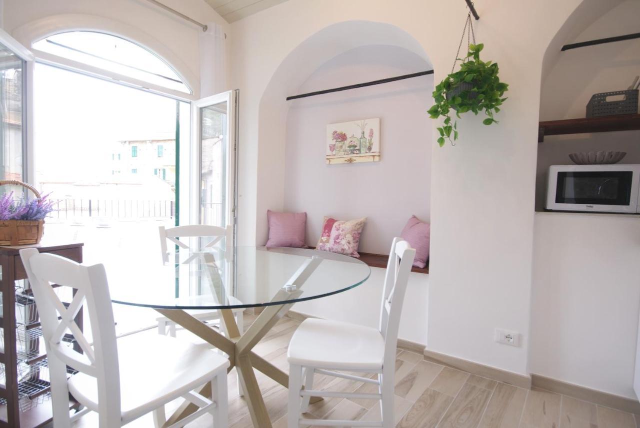 Casa Di Luigi Ed Ernestina Lejlighed Dolcedo Eksteriør billede
