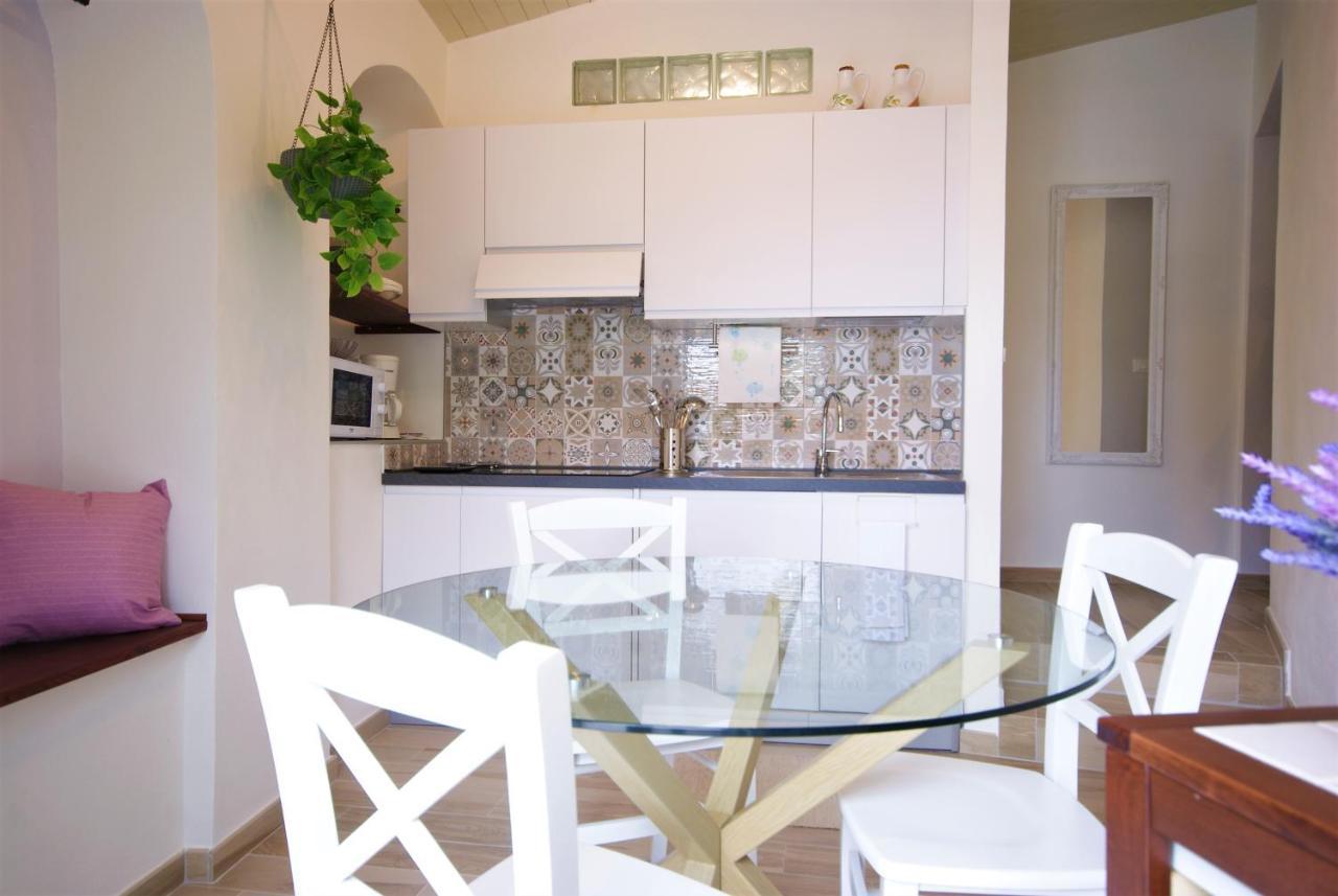 Casa Di Luigi Ed Ernestina Lejlighed Dolcedo Eksteriør billede